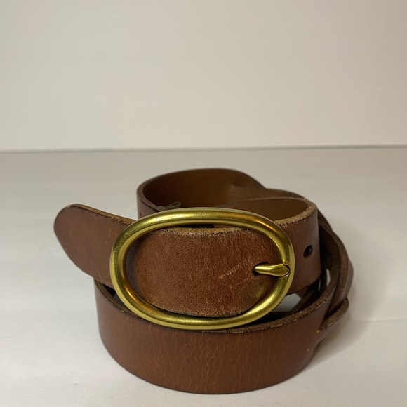 TRIO OF FOSSIL LEATHER BELTS WITH DUST BAG - MINT GREEN, BROWN, METALLIC GOLD